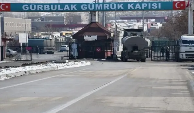 Türkiye - İran Sınır Kapılarında Durum Nasıl? Bakanlık Açıkladı: Ticari Geçişler Kontrollü Sürüyor