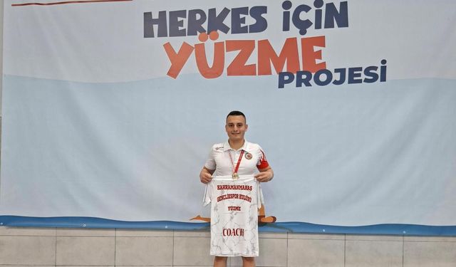 Kahramanmaraşlı Doğukan Demir Yüzmede Türkiye Şampiyonu Oldu