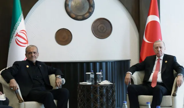 Cumhurbaşkanı Erdoğan, İran Lideriyle Kritik Zirvede Bir Araya Geldi