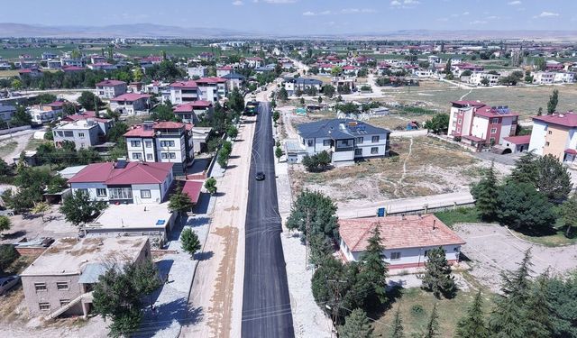 Büyükşehir, Elbistan’daki Tepebaşı Caddesi’nde Asfalt Mesaisine Başladı