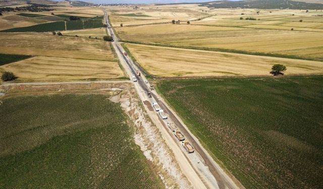 Dulkadiroğlu – Pazarcık Sınırındaki Mahallelerin Yolu Büyükşehir’le Yenileniyor
