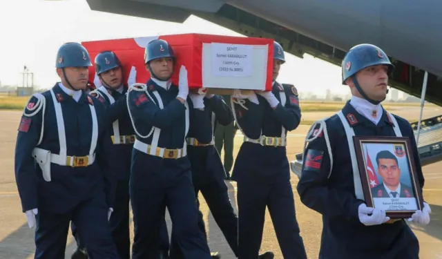 Şehit Jandarma Uzman Çavuş Adana'da Son Yolculuğuna Uğurlandı