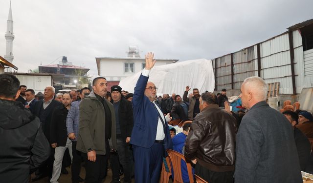 Yüz Yüze 100. Mahallede: Başkan Akpınar Gönüllere Dokunan Buluşmalarını Sürdürüyor