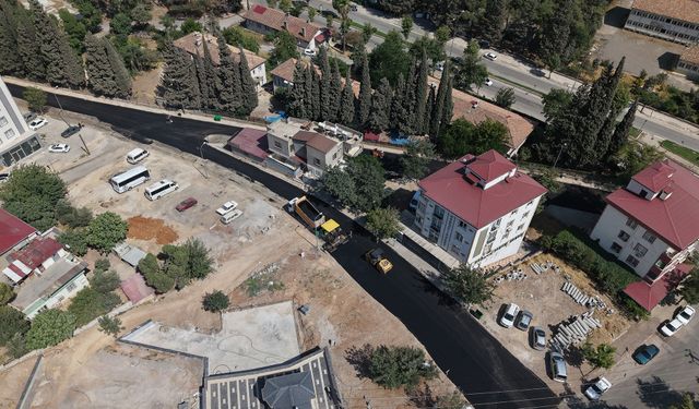 Büyükşehir, Yeni Haftada Asfalt Seferberliğini 30 Farklı Noktada Sürdürecek
