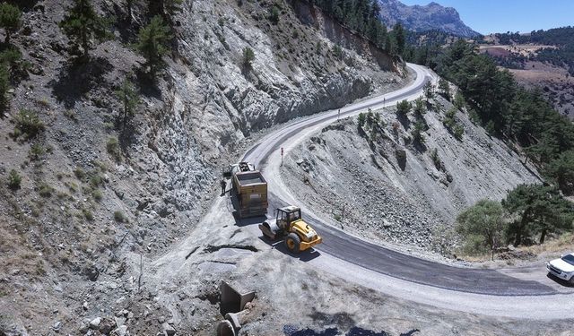 Büyükşehir’den Ekinözü Kırsalında Ulaşıma Güç Katan Yatırım