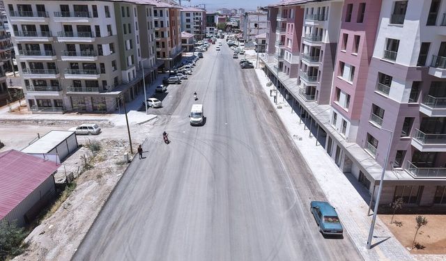 Büyükşehir, Elbistan Hacı Esat Efendi Caddesi’nde İlk Etabı Tamamladı