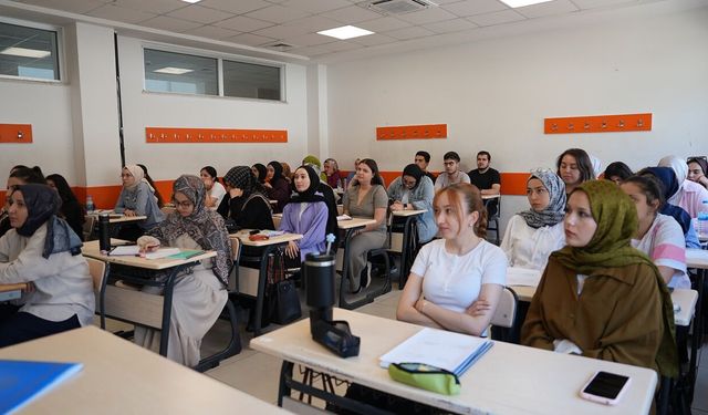 Gençler Yaz Tatilini Pusula Maraş Akademileriyle Verimli Geçiriyor