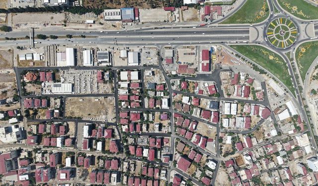 Büyükşehir Bu Hafta 22 Farklı Noktada Asfalt Mesaisinde