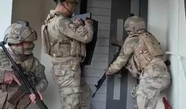 Kahramanmaraş’ta Annesini Bıçakla Rehin Alan Şahıs Gözaltına Alındı