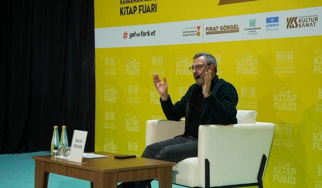 Büyükşehir’in Kitap Fuarında Salih Zengin’den Çocuklara Kitap Sevgisi Üzerine Söyleşi