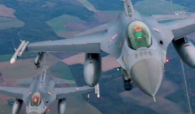 Gökyüzünde Güç Birliği... Türk F-16'ları Litvanya'da