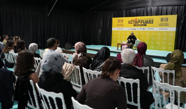 Büyükşehir’in Kitap Fuarı’nda Hakan Türkçapar’dan Psikolojik Sağlık Söyleşisi