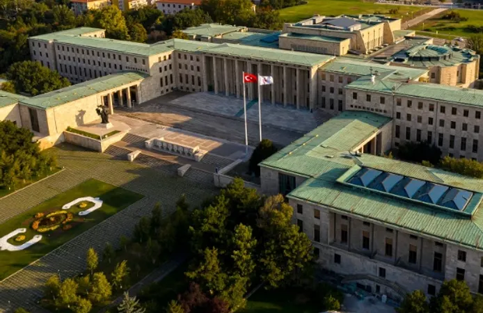 TBMM'yi Yoğun Hafta Bekliyor... Bakanlar Orta Doğu'daki Gerilimi Anlatacak