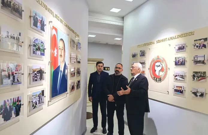 Azerbaycan-Türkiye Kardeşliği Bakü'de Masaya Yatırıldı