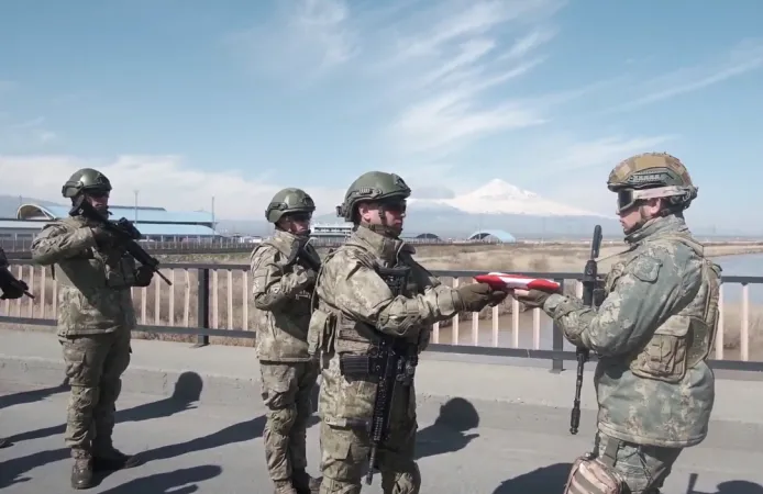 Nahçıvan Askerleri Tatbikat için Türkiye'de