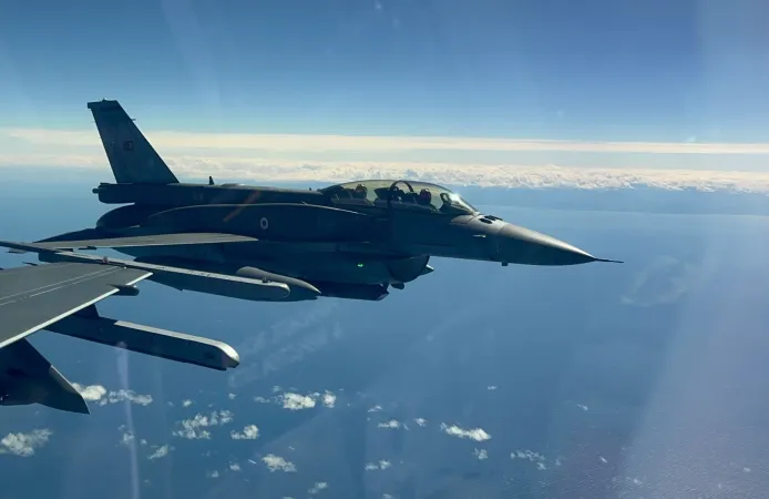 Türk Hava Kuvvetleri'nden Eğitim Uçuşu