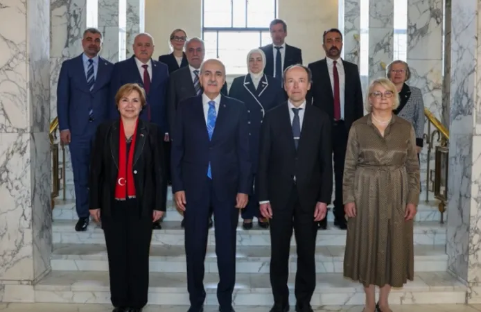 TBMM Başkanı Kurtulmuş, NATO ve Bölgesel Barış Mesajları Verdi