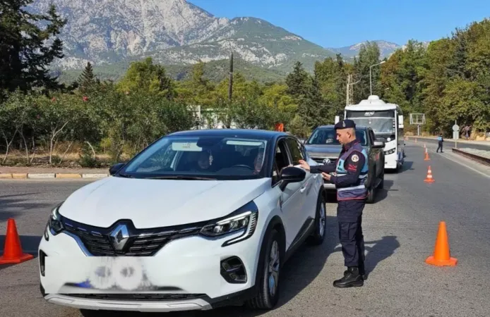 81 İlde Dev Operasyon! Aranan 912 Kişi Yakalandı