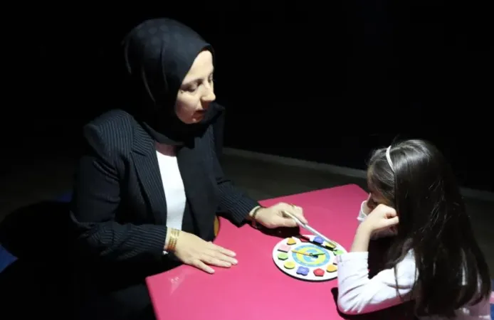 Karanlık Oda İle Yaşamları Güçleniyor