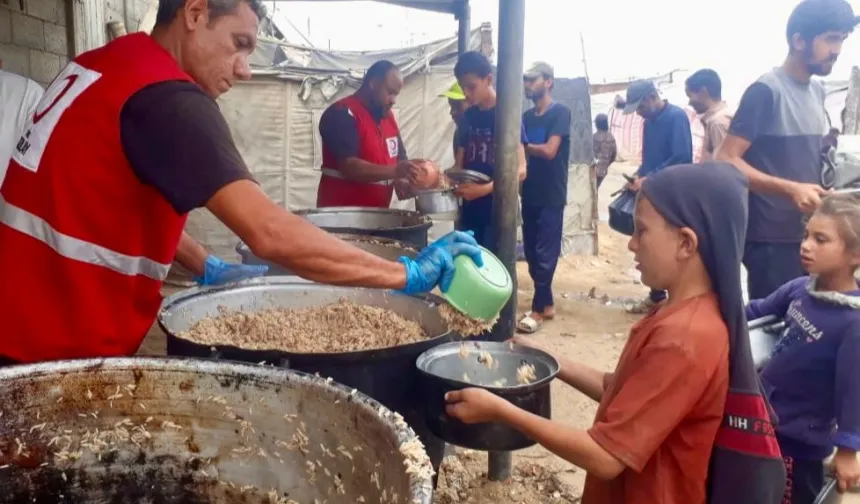 Türk Kızılay Ateşkes Sonrası Yardımları Artırdı