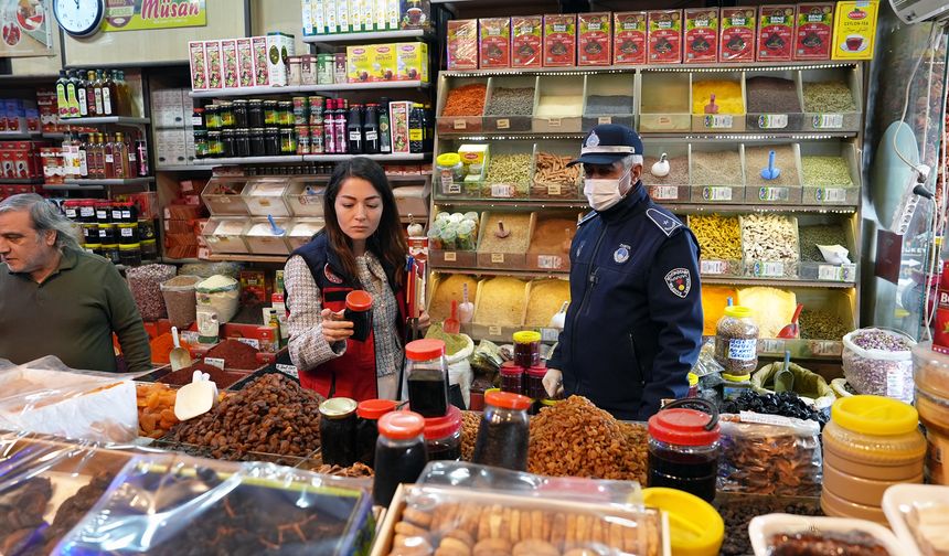 Büyükşehir’den Tüketici İçin Nöbet; Raflar, Fiyatlar ve Hijyen Mercek Altında