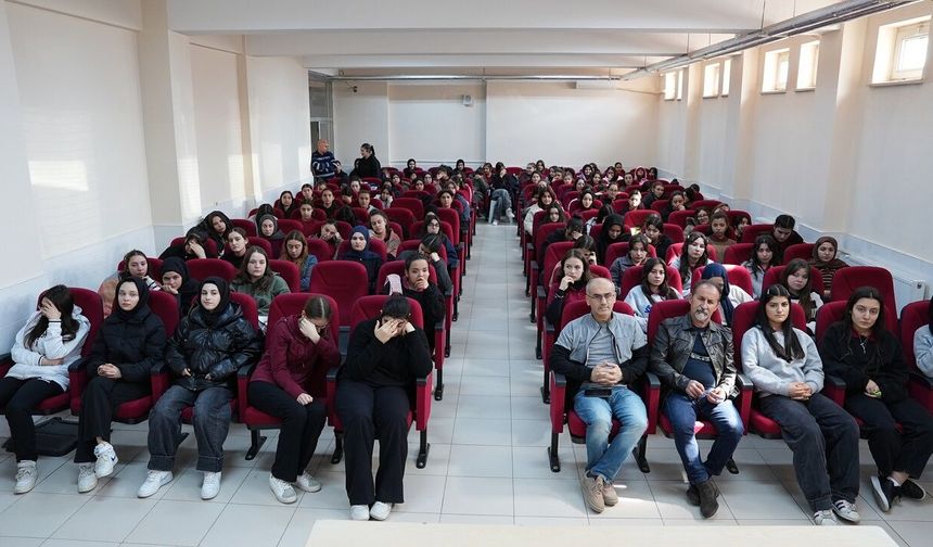 Büyükşehir’den Geleceğin Teminatı Gençlere İklim ve Sıfır Atık Eğitimi