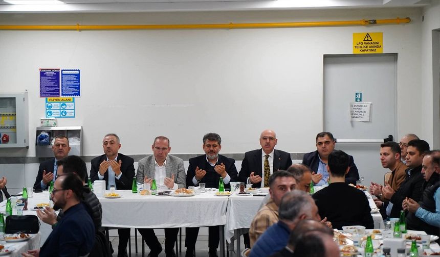 KSÜ Rektörü Mahmut Ak, Türkoğlu OSB İftar Programına Katıldı