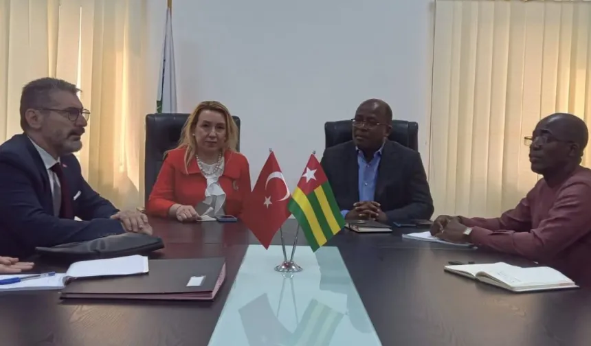 MEB'den Togo ve Senegal'e İş Birliği Ziyareti