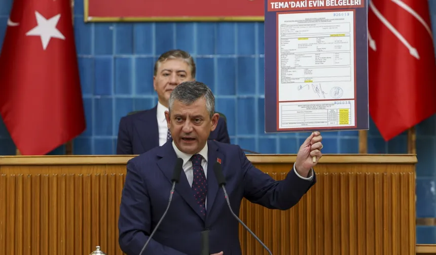 Özgür Özel'den Sert Eleştiriler... Erken Seçim Çağrısını Yineledi