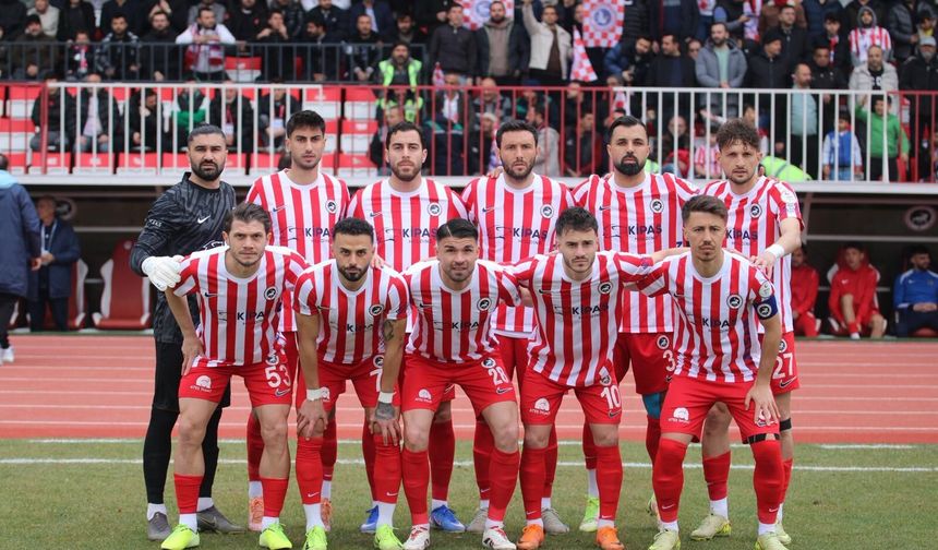 İstiklalspor Lider Bursaspor Karşısında Galibiyeti Kaçırdı