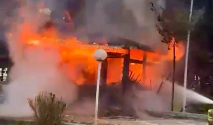 Kahramanmaraş'ta Korkutan Baraka Yangını!