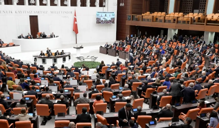 Ekonomiye İlişkin Düzenlemeleri İçeren Kanun Teklifi TBMM'de Görüşülüyor