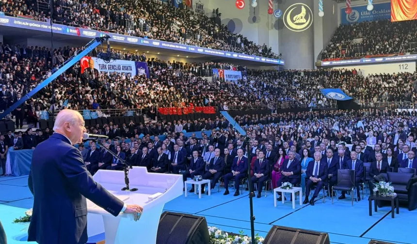 Bahçeli Büyük Kurultay'da Konuştu: Türk Gençliği Türkiye Yüzyılı'nın Teminatıdır