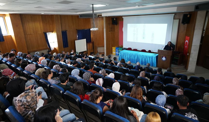 Büyükşehirden Üniversite Gençliğine Sıfır Atık Eğitimi
