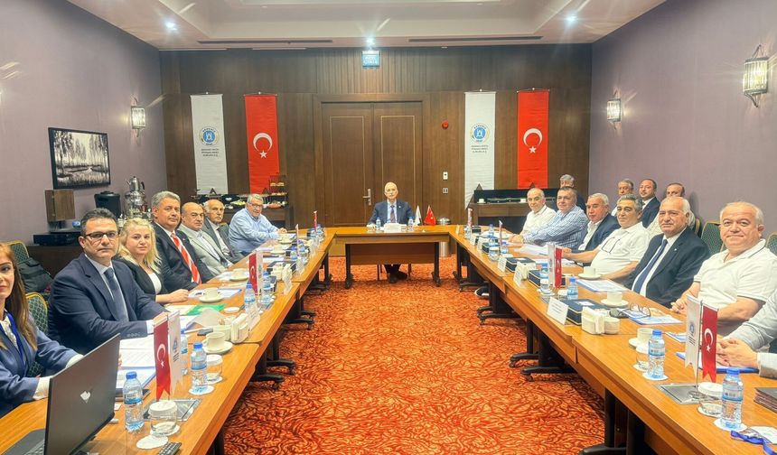 Başkan Narlı, Akdeniz ÜPAK Genel Kurulu’na Katıldı