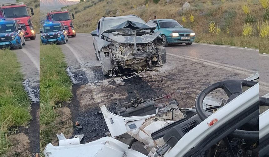 Kahramanmaraş'ta Kaza: 2'si Ağır Yaralılar Kurtarıldı
