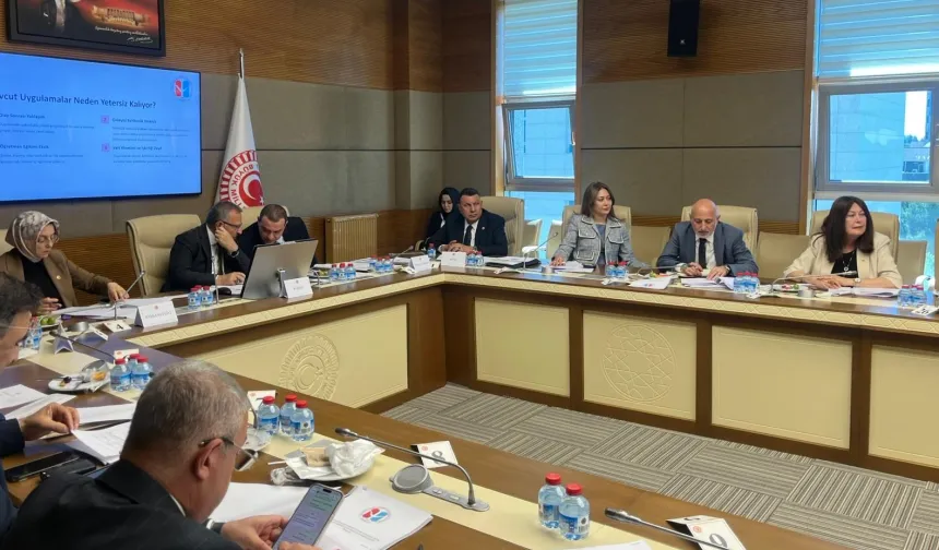 TBMM Komisyonu Çocukların Dijital Riskleri ve Eğitim Politikalarını Masaya Yatırdı