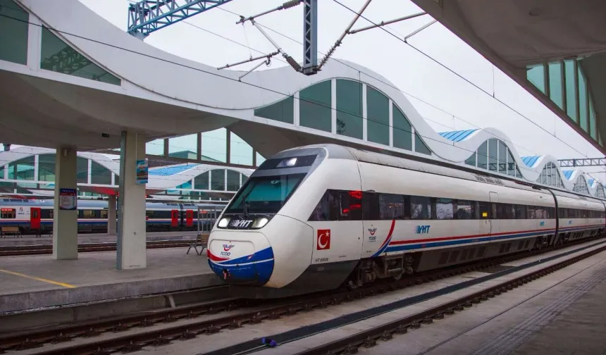 YHT Seferlerine İnşaat Ayarı... 13 Ağustos'a Kadar 6 Tren Seferine İptal