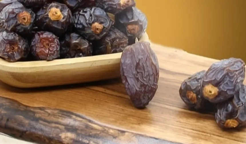 'Abur Cubur Günü'nde Hurma Uyarısı... Doğal Enerji Kaynağı Ama Ölçülü Tüketilmeli!