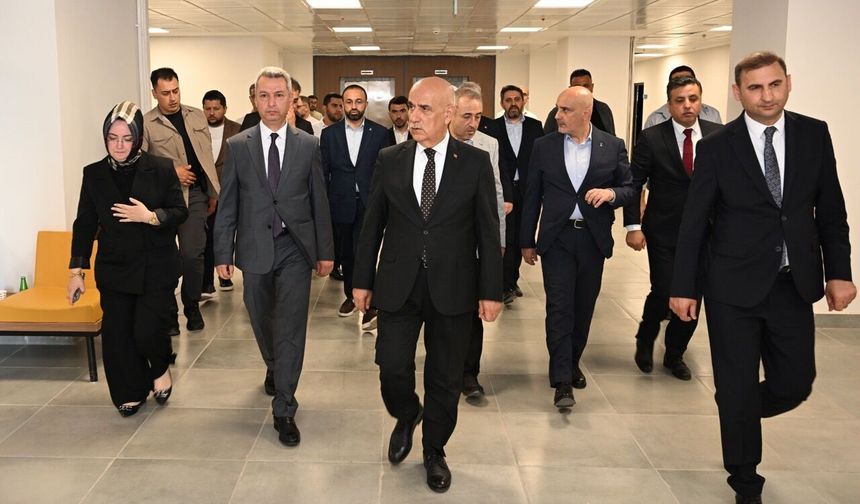 KSÜ’de Tamamlanan Yeni Öğrenci Yurtları Yerinde İncelendi
