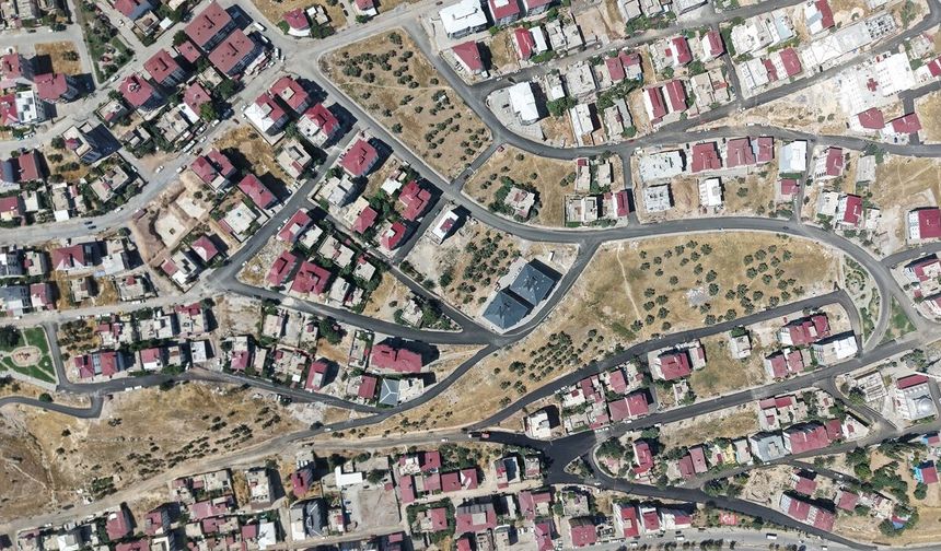 Büyükşehir’den Yeni Haftada 4 İlçe 37 Farklı Noktada Sıcak Asfalt Mesaisi