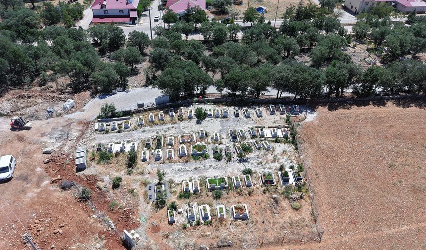 Büyükşehir’den Nurhak’ta Mezarlık Düzenlemesi