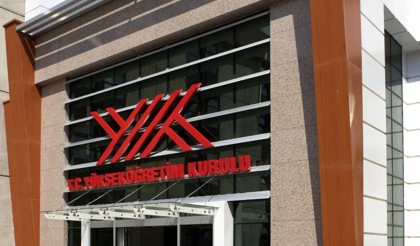 YÖK'ten Deprem Bölgesindeki Üniversite Öğrencilerine Bir Yıl Daha Özel Öğrencilik Hakkı