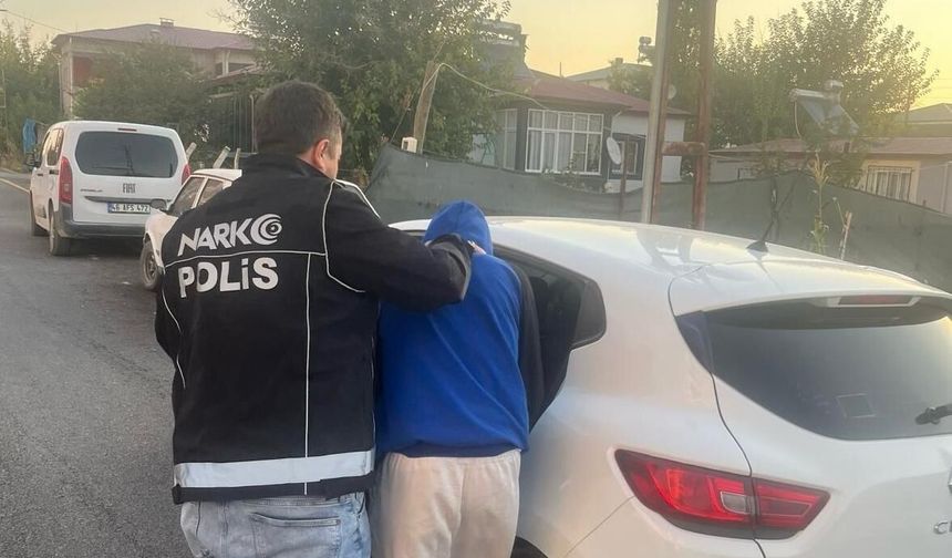 Kahramanmaraş'ta Uyuşturucu ve Silah Operasyonu: 4 Şüpheli Tutuklandı