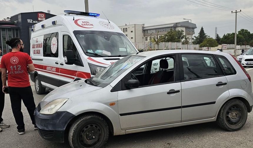 Kahramanmaraş’ta Otomobil ile Ambulans Çarpıştı