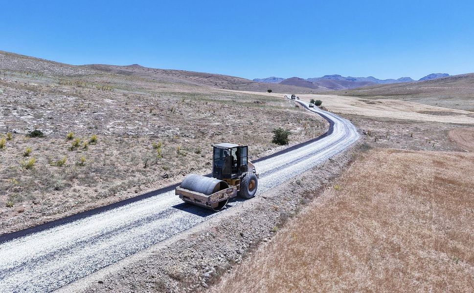 Elbistan’ın Kırsal Yolları Artık Daha Güvenli