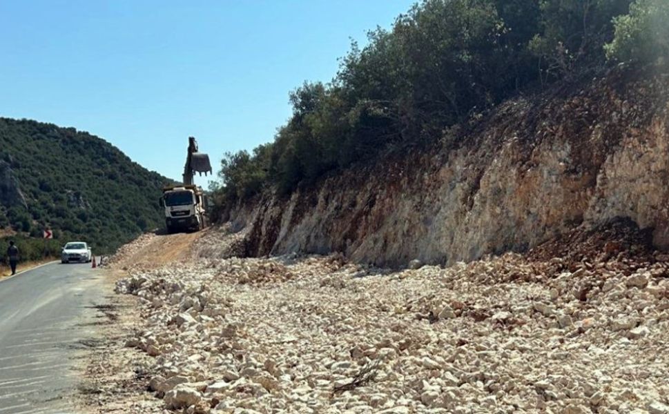 Büyükşehir’den Pazarcık Kırsalına Değer Katan Yol Yatırımı