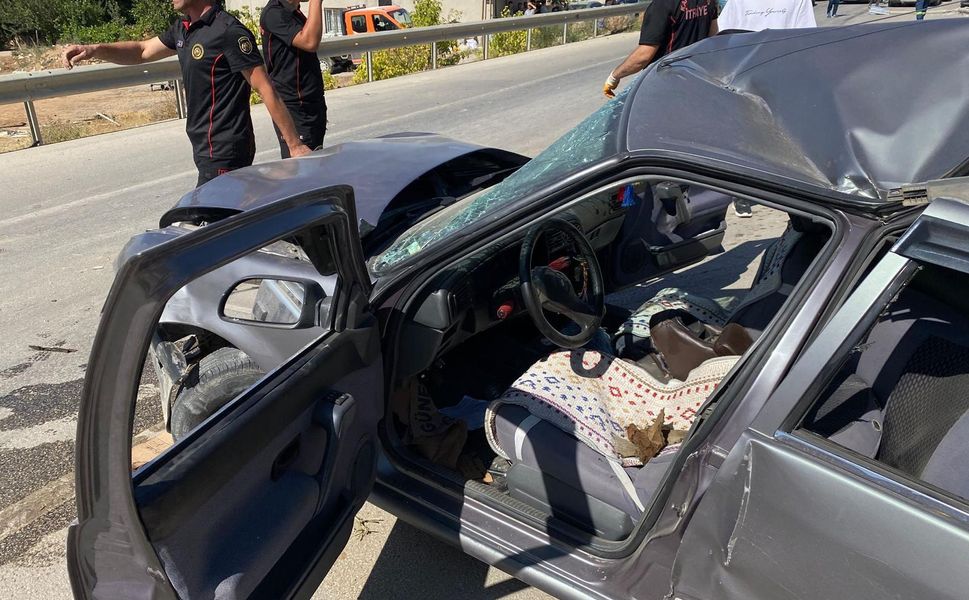 Kahramanmaraş’ta Tır-Otomobil Çarpışması: 1’i Ağır 2 Yaralı