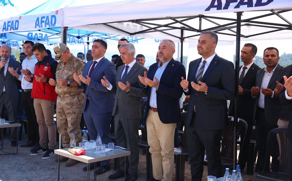 Başkan Toptaş: Yeniden İnşa Sadece Binalardan İbaret Değil