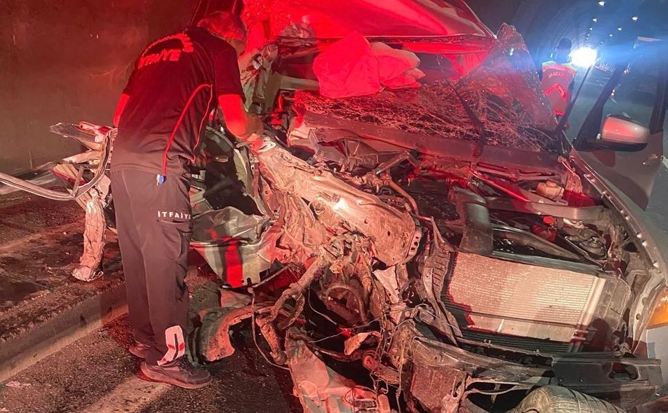 Kahramanmaraş’ta Jip Kamyona Çarptı: 3 Yaralı